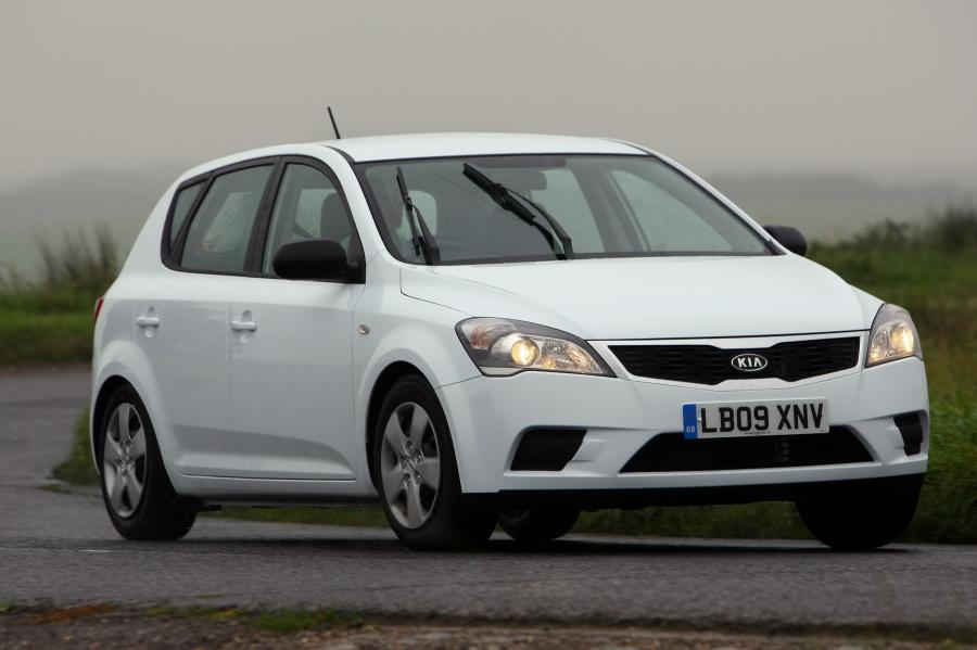  Kia cee&rsquo;d 2009 года  (фото 55 из 98)